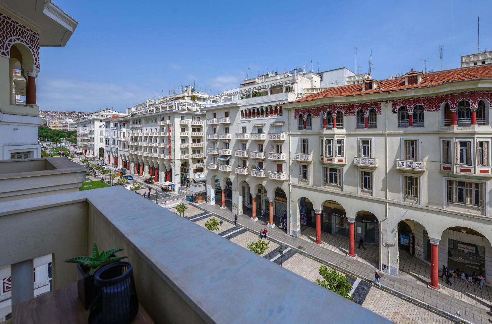 Aristotelian Virtues - Sophia Thessaloniki Exterior foto